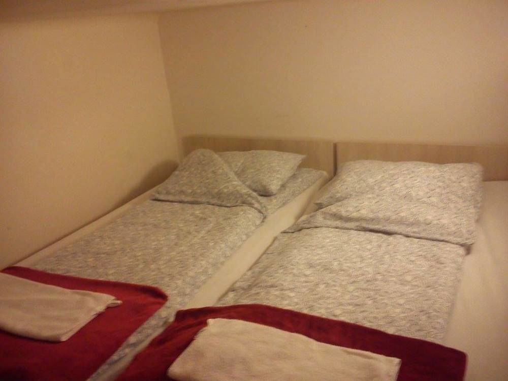 Euro-Room Rooms & Apartments Kraków Zewnętrze zdjęcie