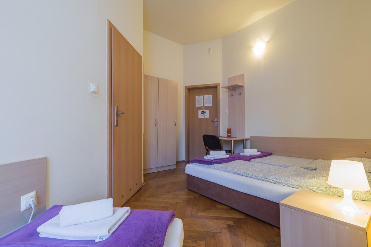 Euro-Room Rooms & Apartments Kraków Zewnętrze zdjęcie