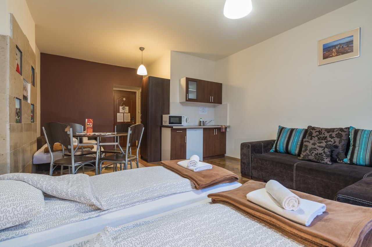 Euro-Room Rooms & Apartments Kraków Zewnętrze zdjęcie