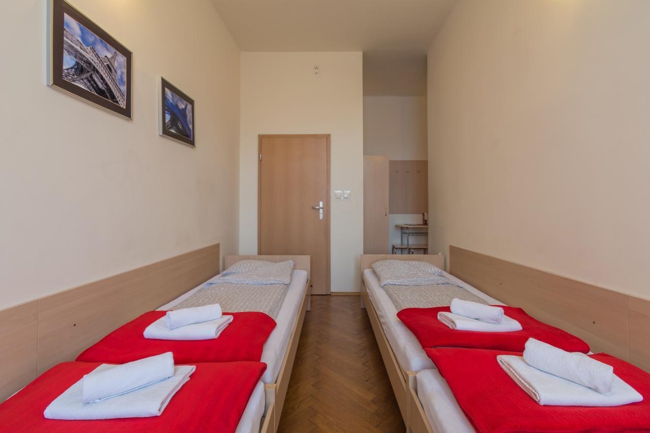 Euro-Room Rooms & Apartments Kraków Zewnętrze zdjęcie