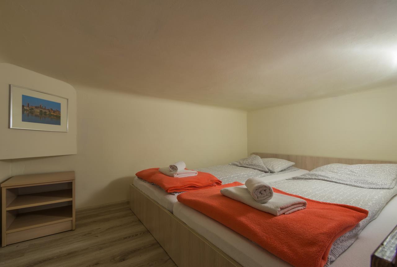 Euro-Room Rooms & Apartments Kraków Zewnętrze zdjęcie