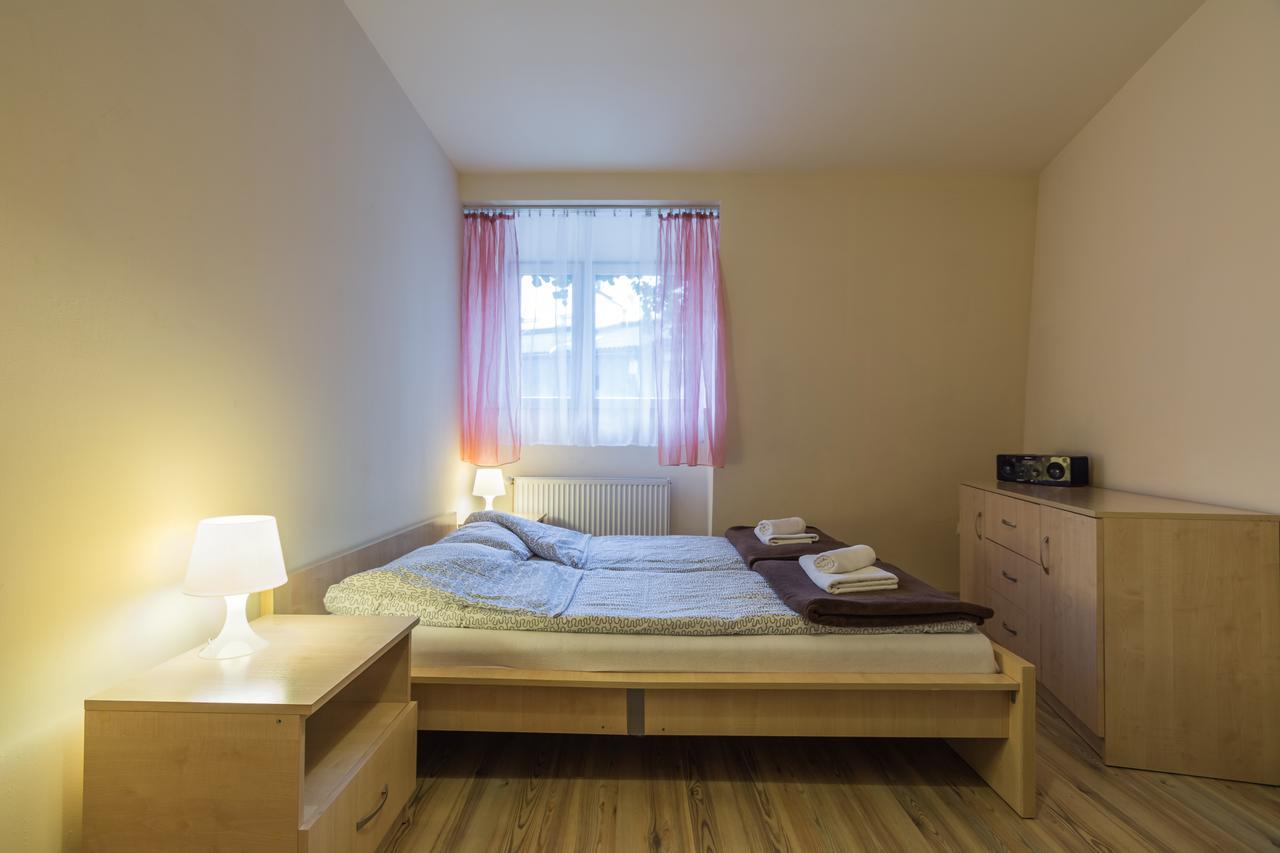 Euro-Room Rooms & Apartments Kraków Zewnętrze zdjęcie