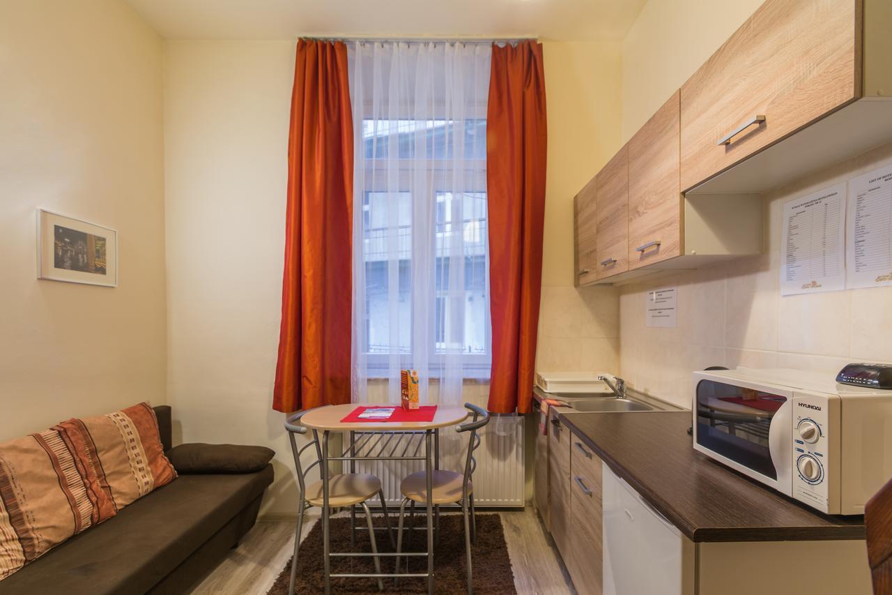 Euro-Room Rooms & Apartments Kraków Zewnętrze zdjęcie