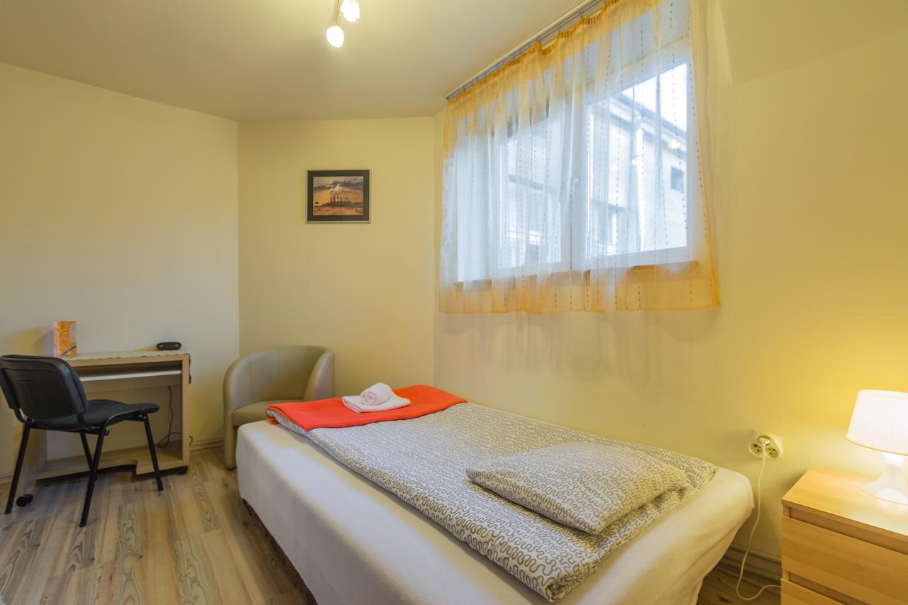 Euro-Room Rooms & Apartments Kraków Zewnętrze zdjęcie