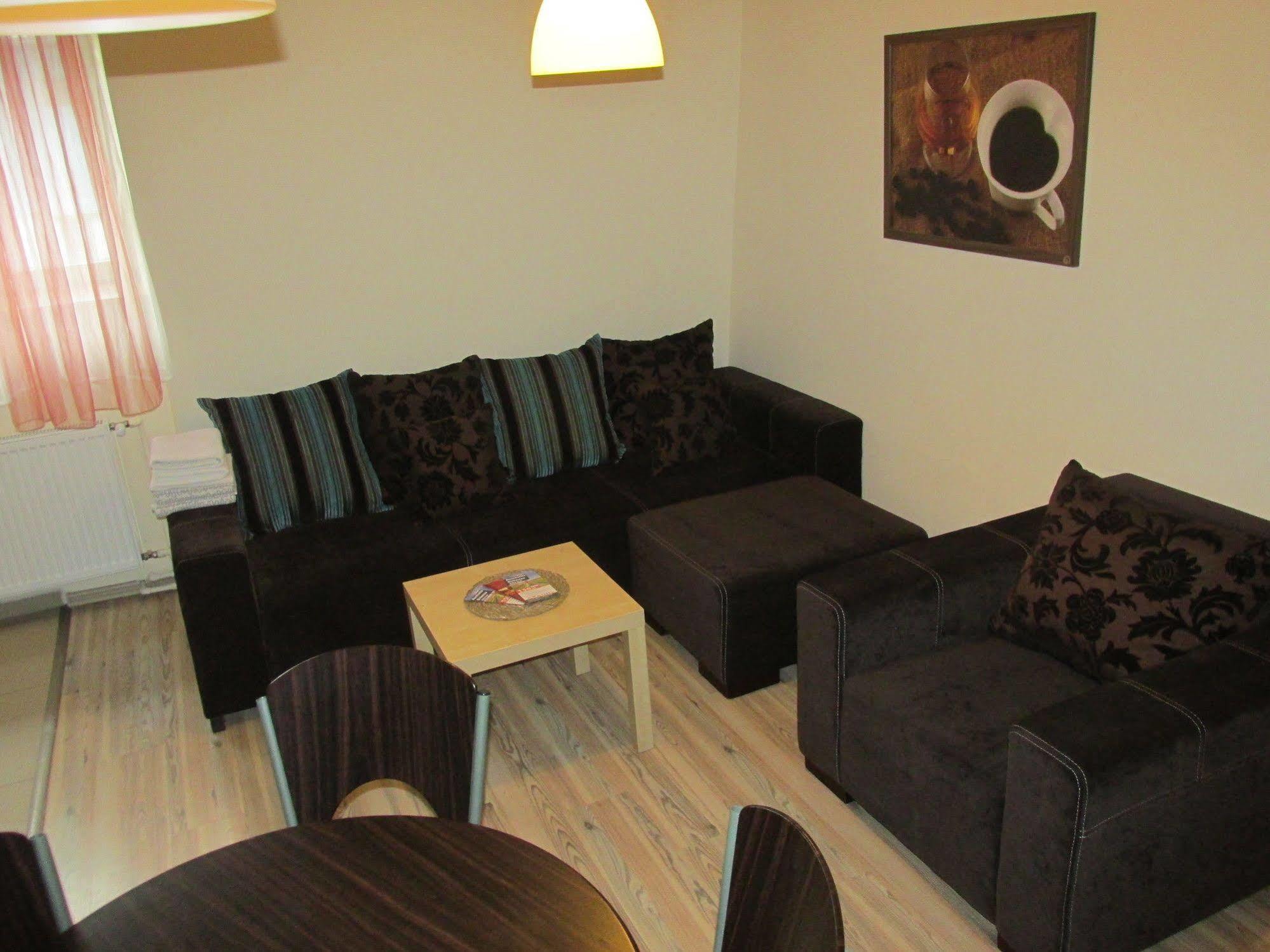 Euro-Room Rooms & Apartments Kraków Zewnętrze zdjęcie