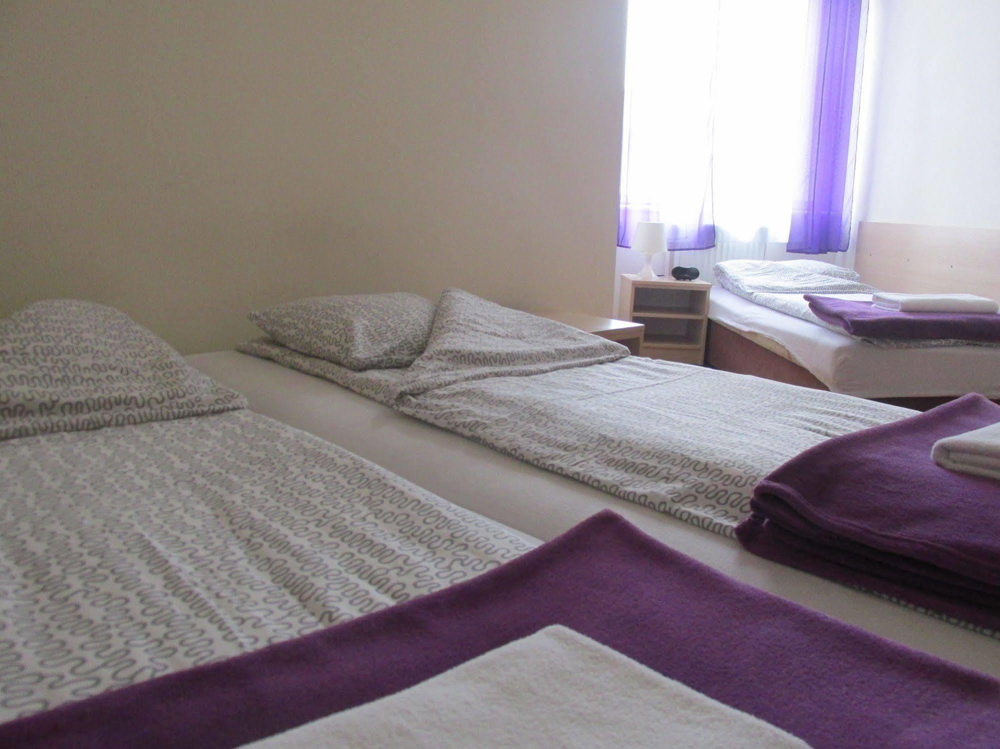 Euro-Room Rooms & Apartments Kraków Zewnętrze zdjęcie